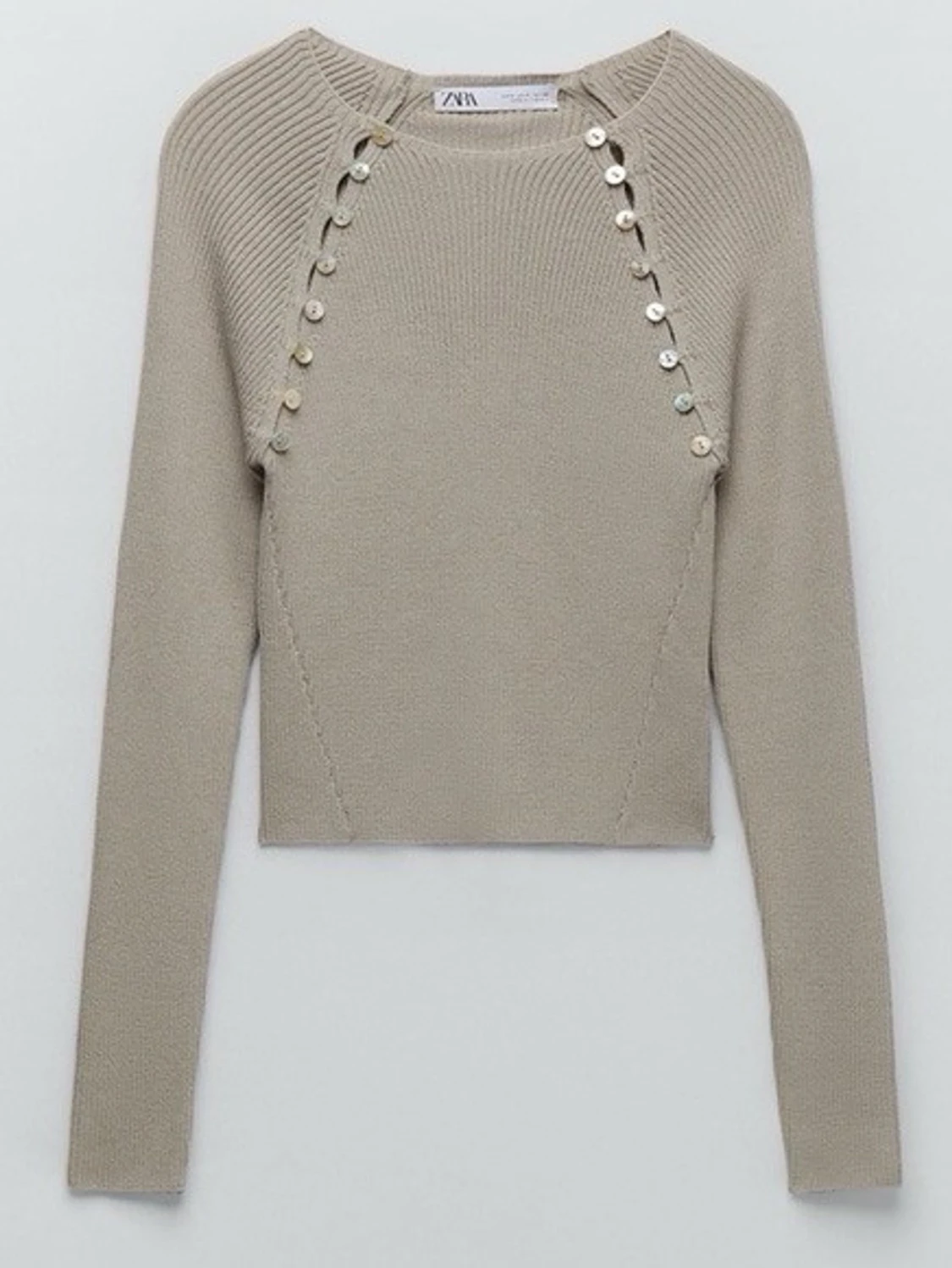 långärmad topp med knappar - 1