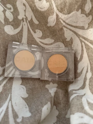 2st Caia Ögonskuggor ifrån adventskalendern 2025 - Nya! Oanvända , från caias adventskalender 2025