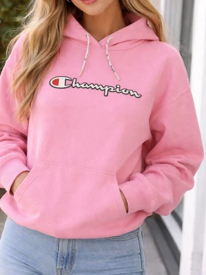 Champion Pink Hoodie – Size XS – Classic Logo - 👚 Classic Champion Hoodie in Soft Pink – Sporty & Stylish! ✨ Iconic Champion logo on the front – Gives the hoodie a timeless and trendy look. 🧵 Soft and comfortable fabric – Perfect for everyday wear, relaxing, or a sporty outfit. 🛍️ Size XS from Champion – True to size with a relaxed and comfortable fit. 👖 Easy to style – Looks great with jeans, leggings, or sweatpants for a casual vibe. ⚡ Open to offers – Ready for a quick sale and fast shipping!