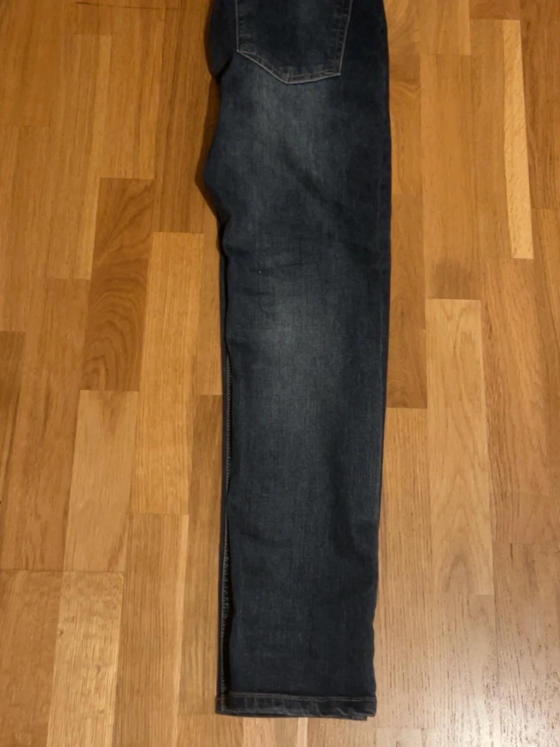 Mörk blåa jeans  - 3