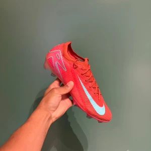 Nike Mercurial Vapor 16 Elite FG - Storlek 42,5, mycket bra skick