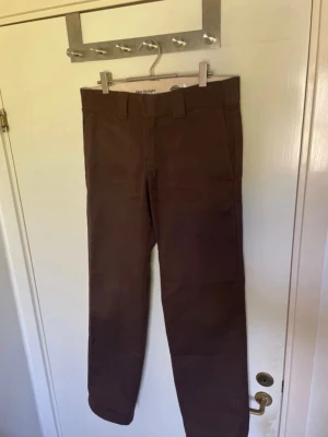 Dickies Slim Straight 30x32 - Längd: 102cm Bredd: 41cm