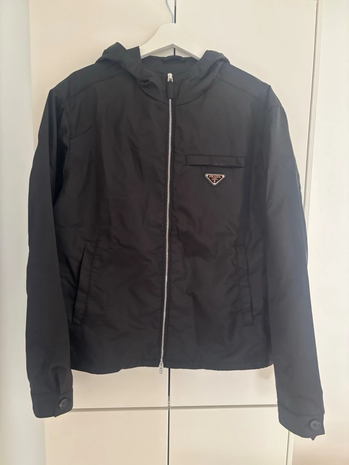 Prada Re-Nylon jacka