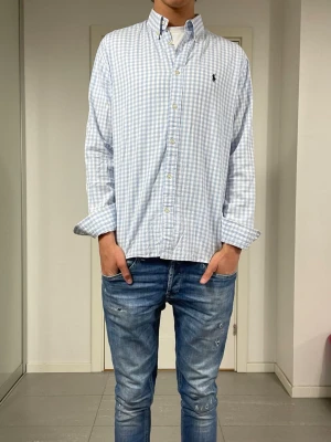 Polo Ralph Lauren Skjorta  - Säljer nu denna Polo Ralph Lauren Skjorta, skriv för fler bilder/frågor🙌🏼