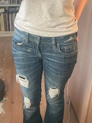 Low waist jeans - Lågmidjade jeans i bootcut <3 midjemått 37cm
