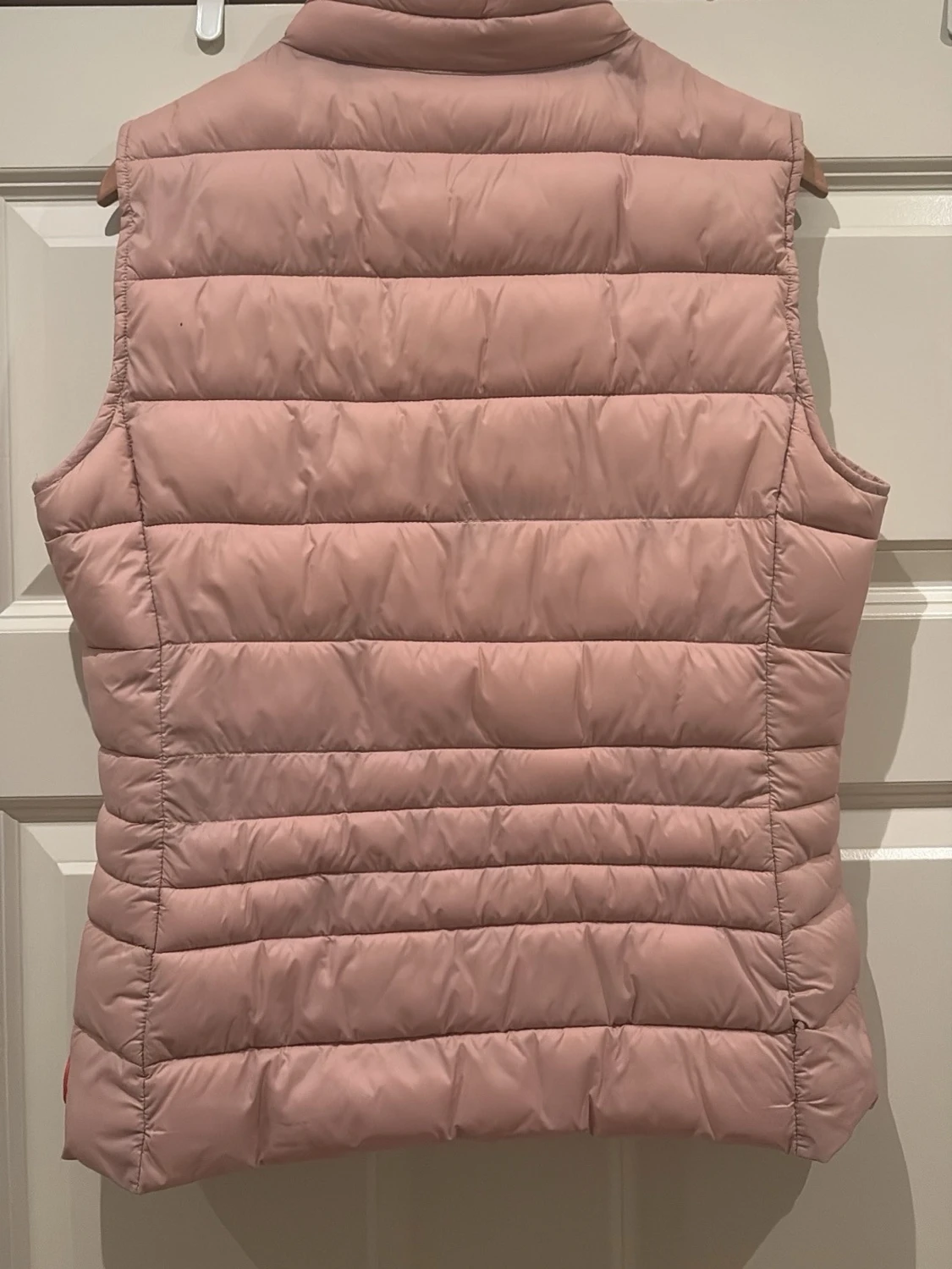 Ljusrosa dunväst med dragkedja - 1