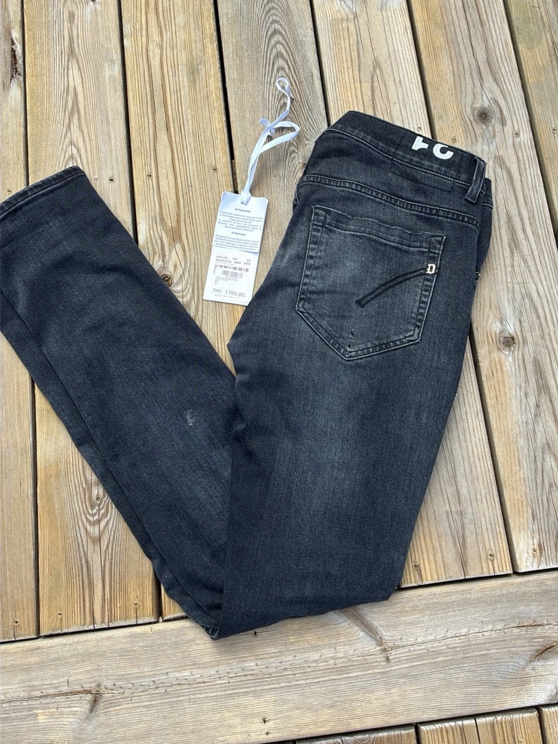 Svarta skinny jeans från Dondup - 2