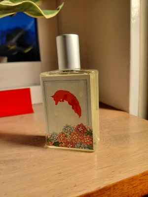 Imaginary Authors- Fox in flowerbed - Fox in flowerbed 49/50 ml. Pris kan diskuteras!