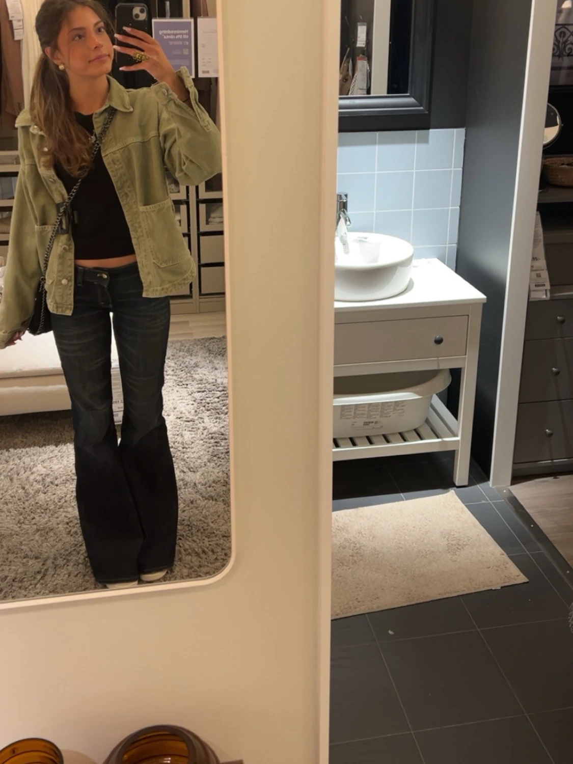 Mörkblå bootcut jeans med slitningar - 1