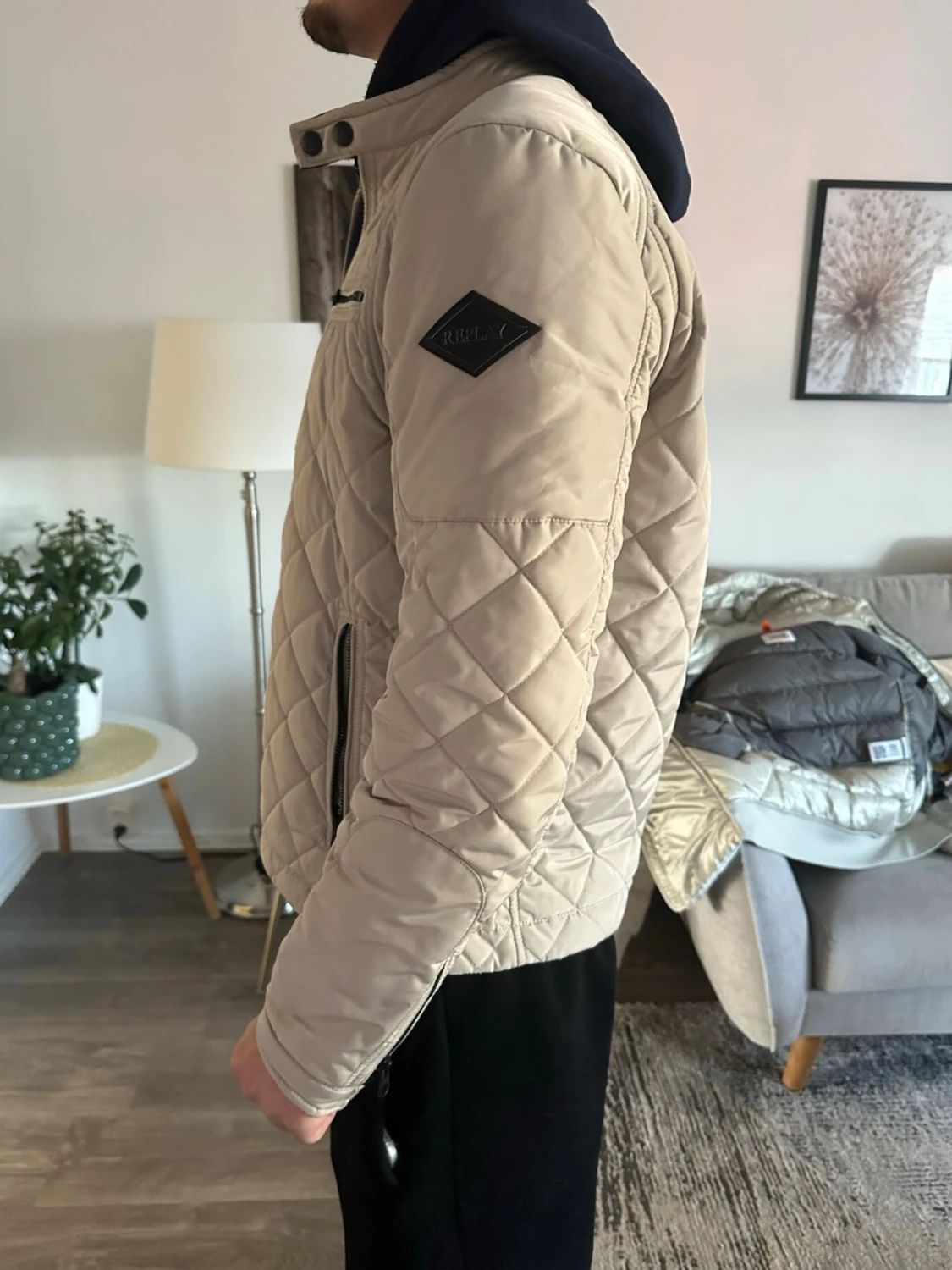 Beige quiltad jacka från Ripley - 1