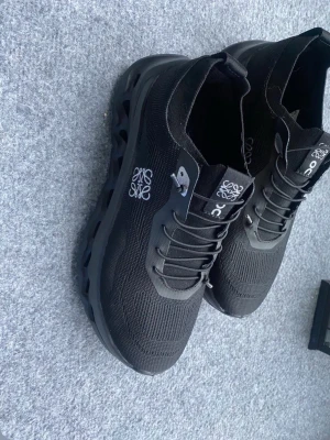 On cloud Loewe  - On cloud Loewe skor riktigt sköna finns i alla storlekar från 41 till 45