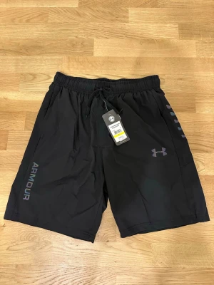 Summer Set - text me for more info, price can be discussed!