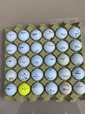 Florida mix. B-C klass. 30-pack - Florida mix. B-C klass. För dig som både är ny på golf och inte vill lägga alla dina pengar på bollar samt bollar som tåls att slås bort! #3