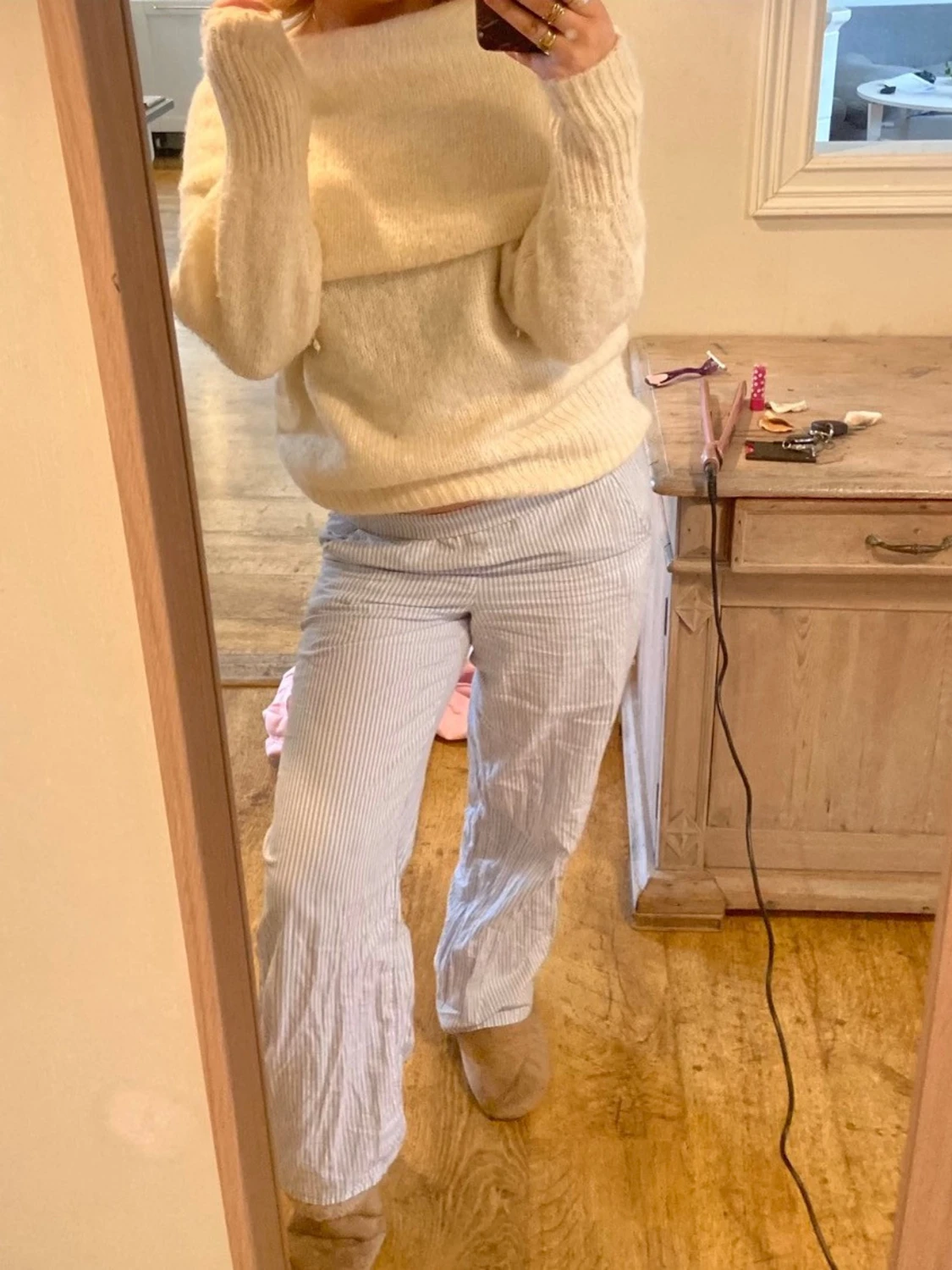 Off shoulder tröja