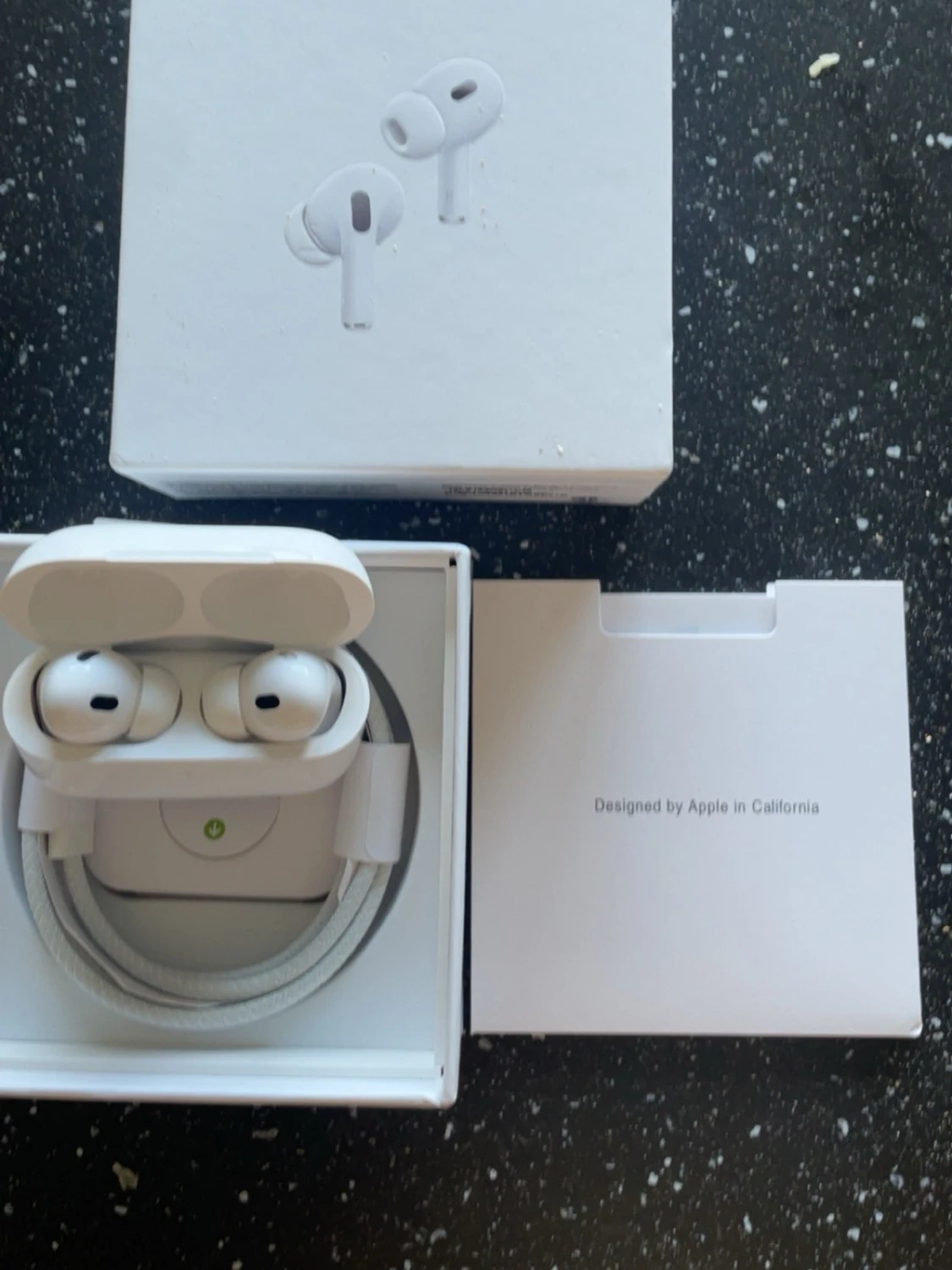 Apple AirPods Pro med laddningsetui