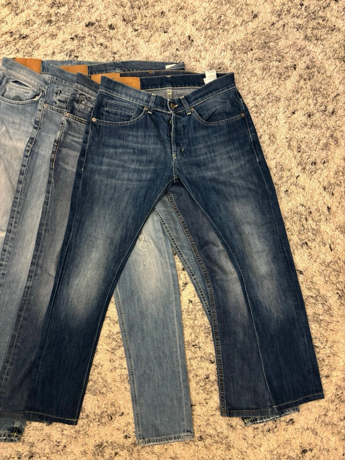 Mix av Dondup jeans + 1 par Tramaross a i olika tvättar - 3
