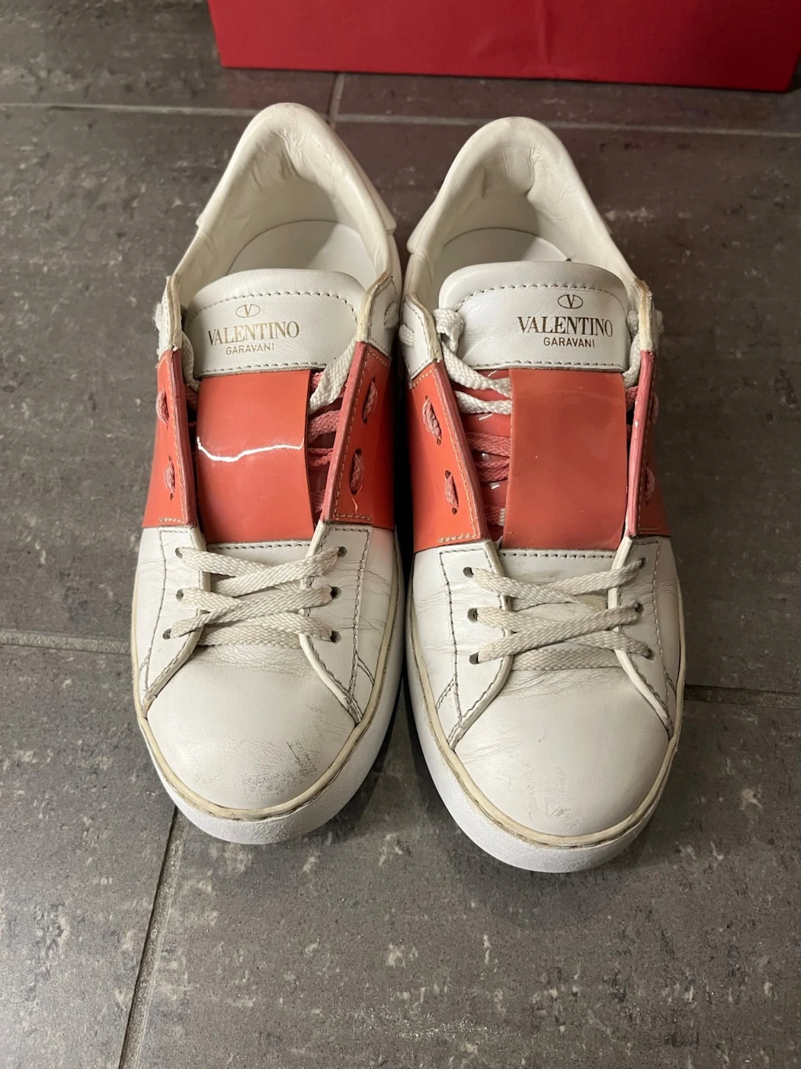 Rosa valentino opens - 1