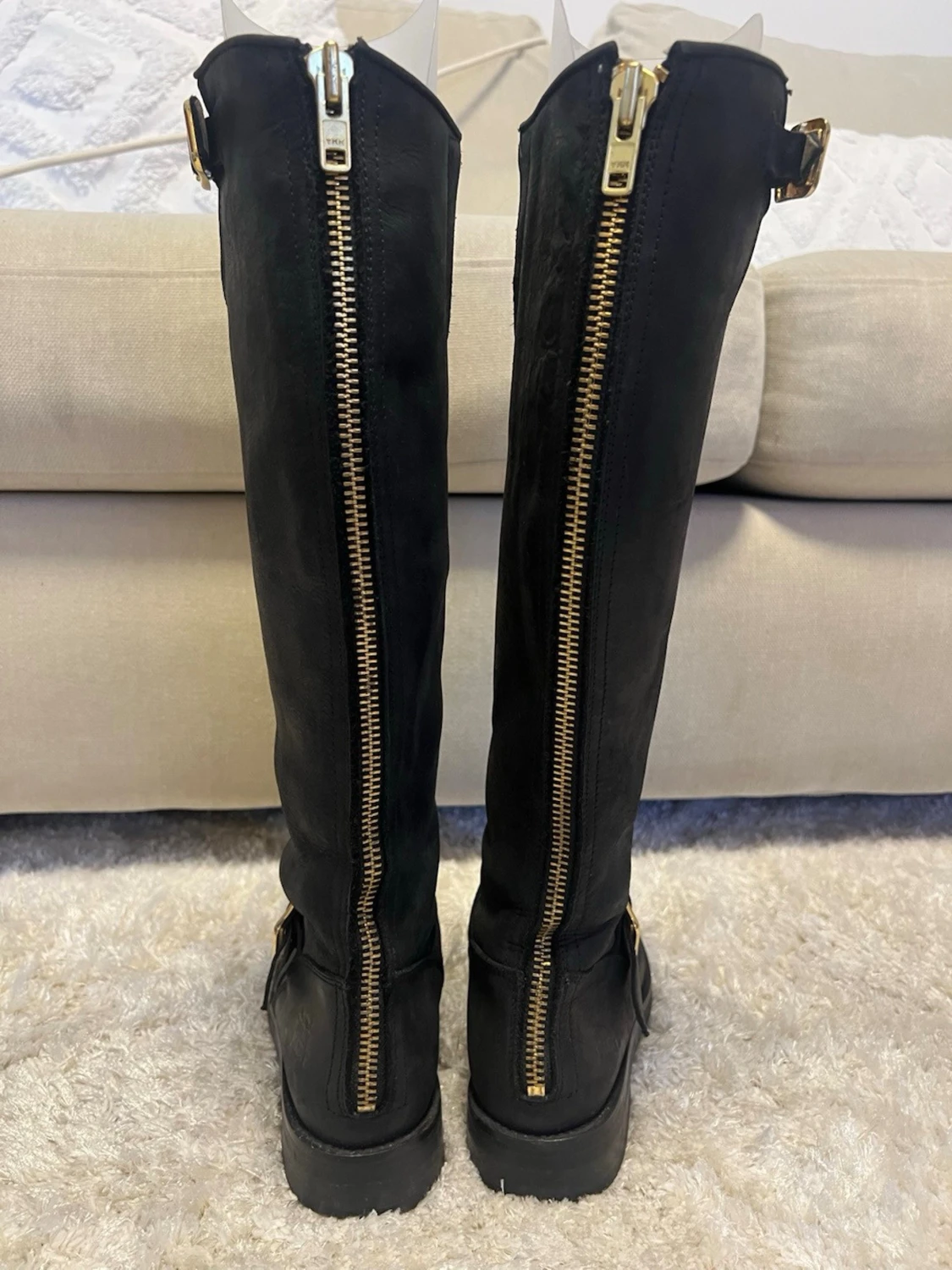 Svarta höga ridstövlar med spänne - 1