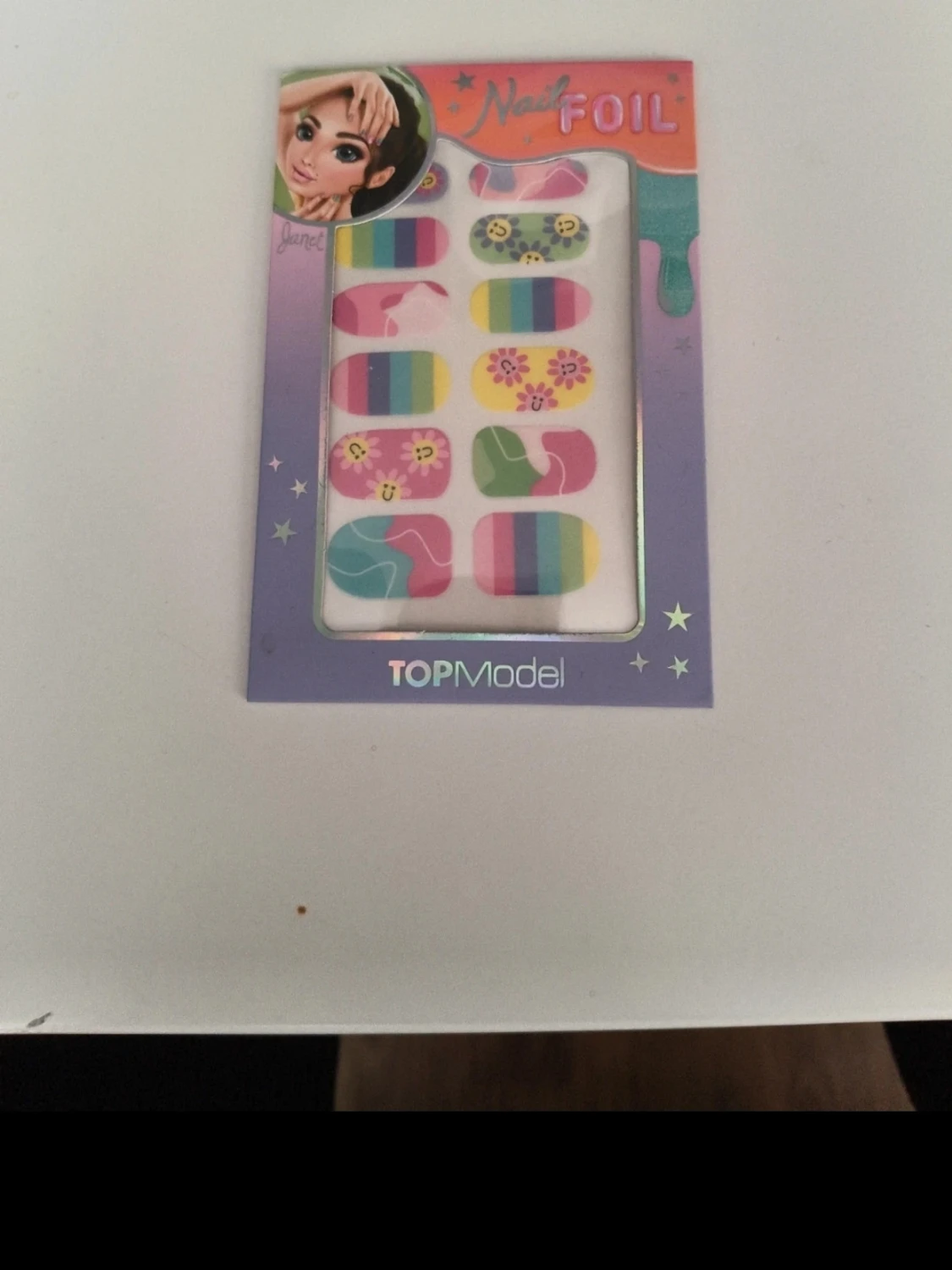 Färgglada press-on naglar TOPModel