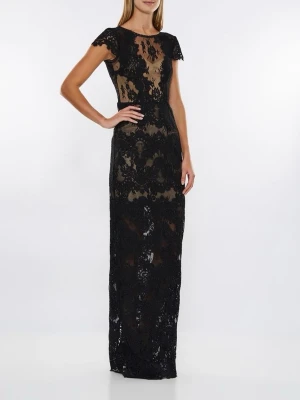 Svart spetsklänning med öppen rygg - Helt oanvänd (prislapp kvar) svart långklänning från Ida Sjöstedt 