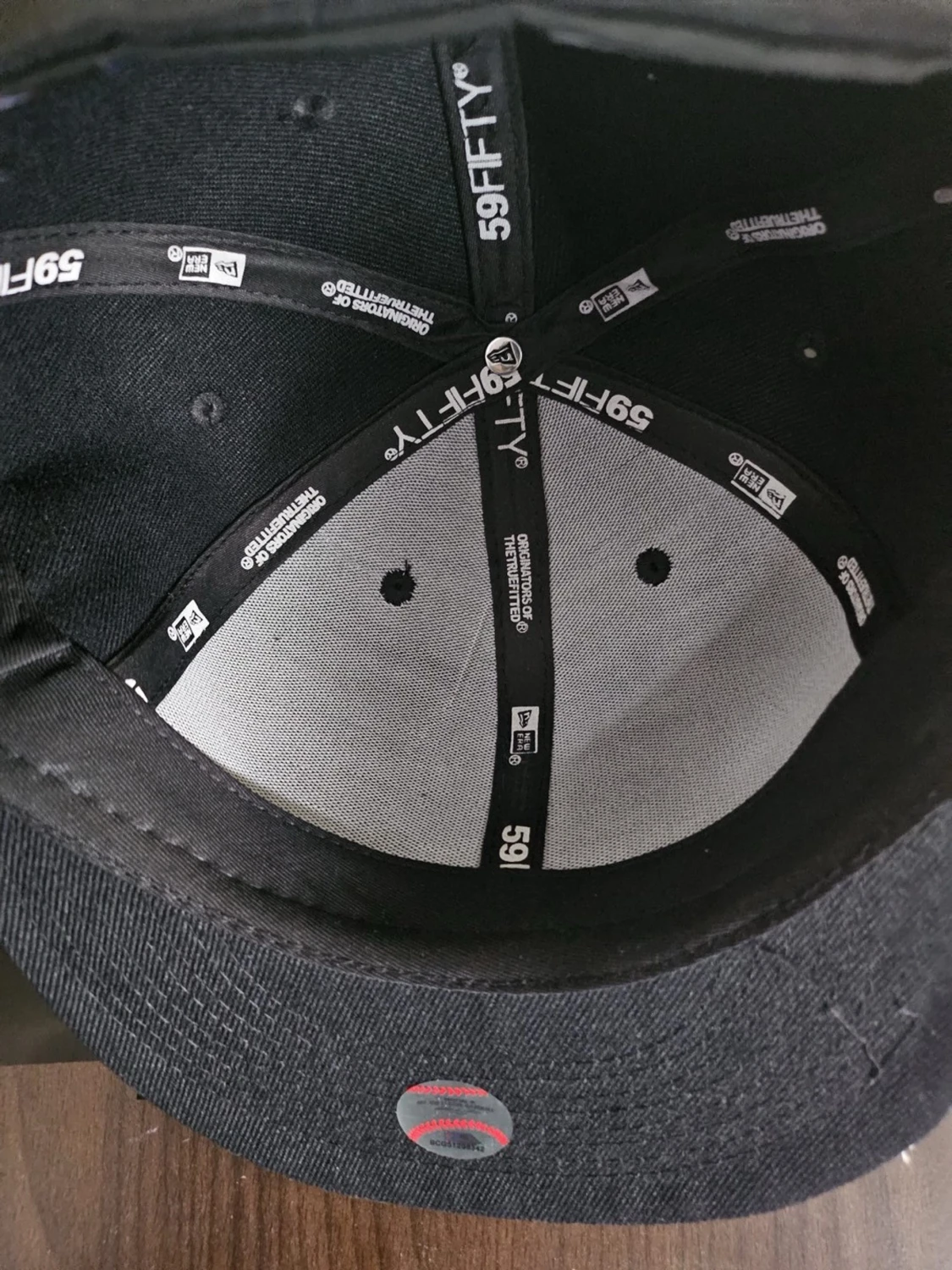 Svart New Era 59FIFTY keps 7 1/4 - 1