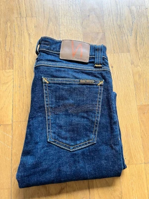 Nudie jeans - Nudie jeans storlek W28 L 32