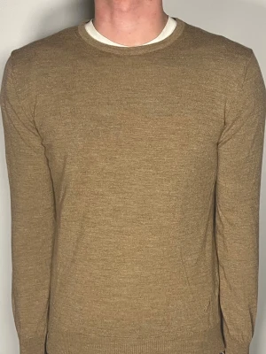 Stenströms merinoull tröja - Säljer en riktigt snygg och trendig Stenströms merinoull tröja i fint skick, storlek M men sitter som S, vid frågor är det bara att skriva //Gramenti