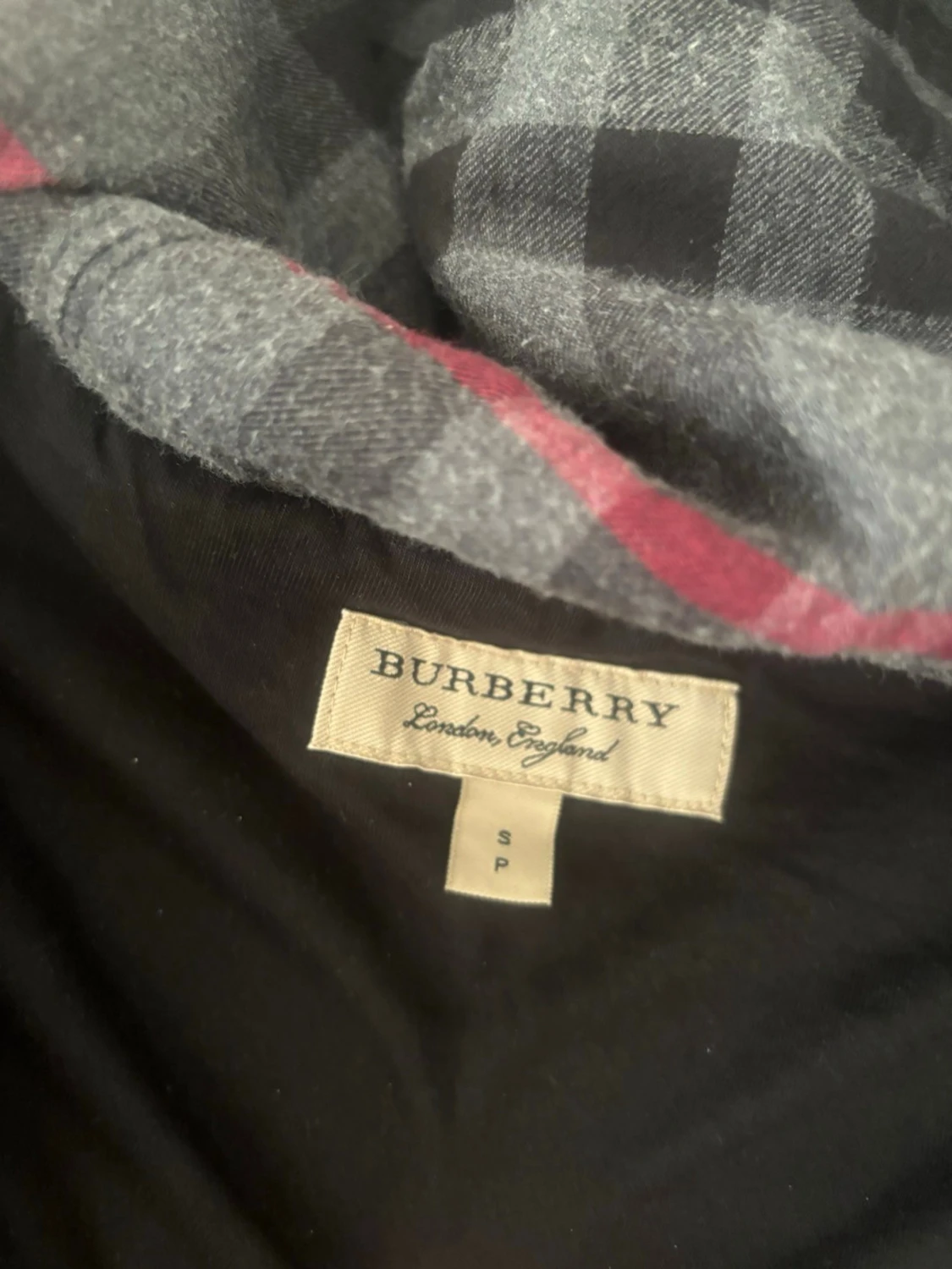 Svart hoodie från Burberry - 2