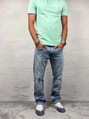 Replay jeans  - Ett par riktigt snygga jeans från Replay i storlek W31 L30 i modellen Rob 
