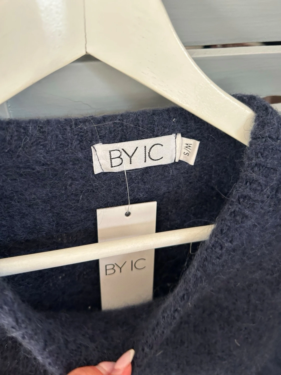 Mörkblå stickad tröja från Byic - 3