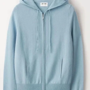 Soft Goat Zip Hoodie - Nypris: 2500 kr Denna färg säljs inte längre! Mycket bra skick! Storlek: M