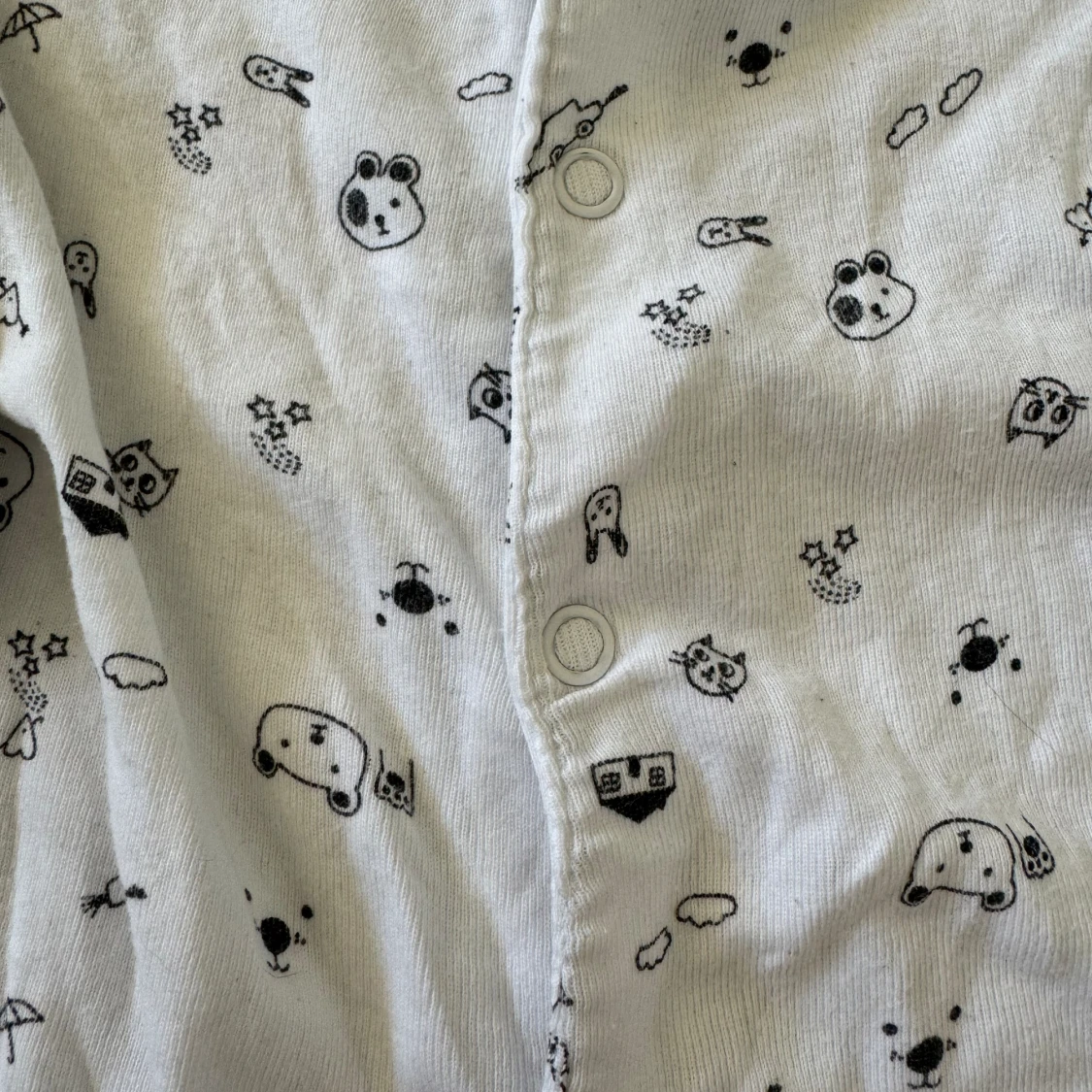 Pyjamas med knappar  - 90