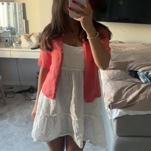 Kofta - Så fin rosa stickad kofta!