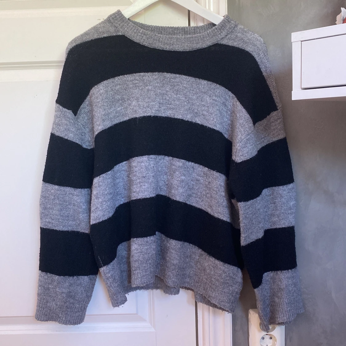 2 stickade tröjor🤍 - 90