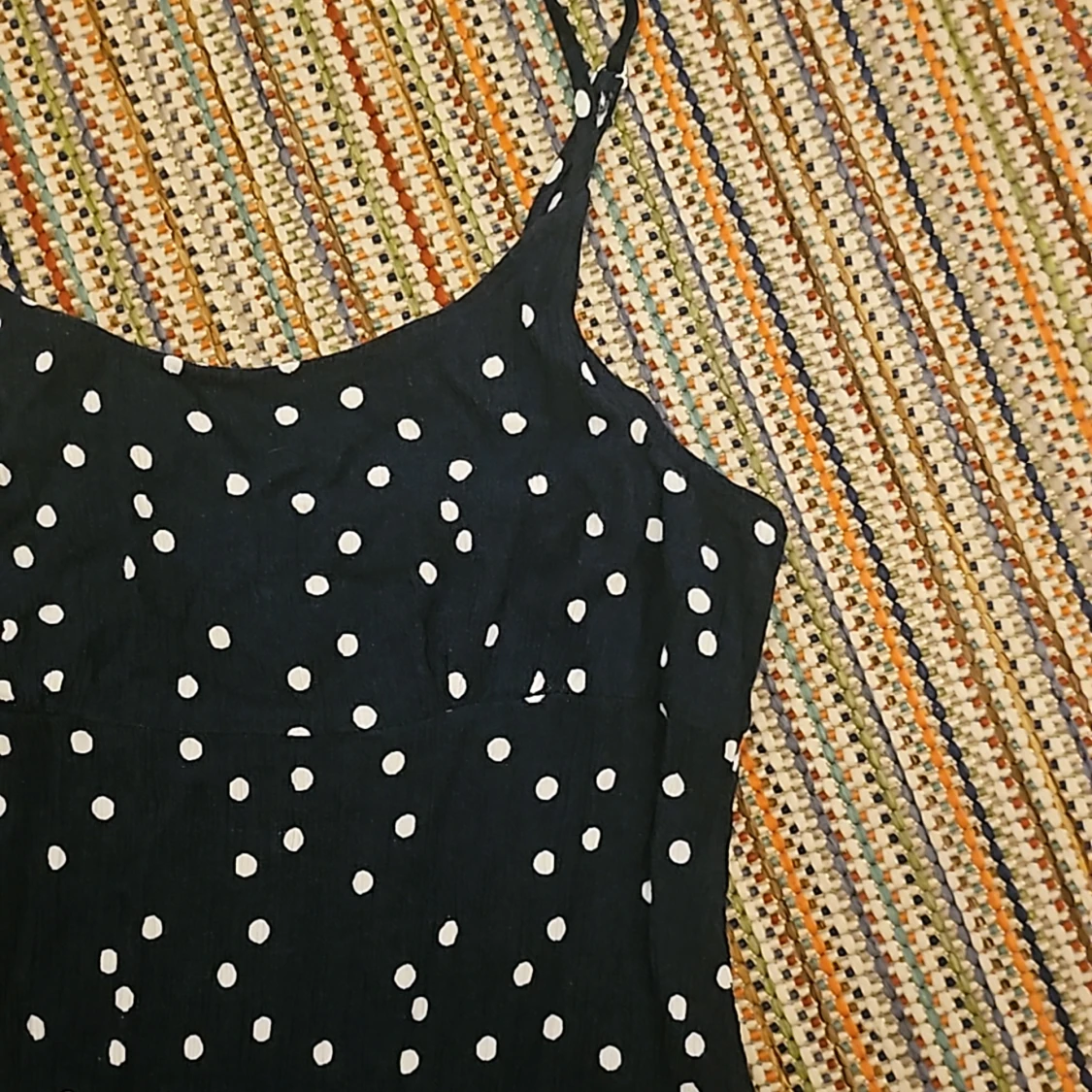 Prickig klänning - 90