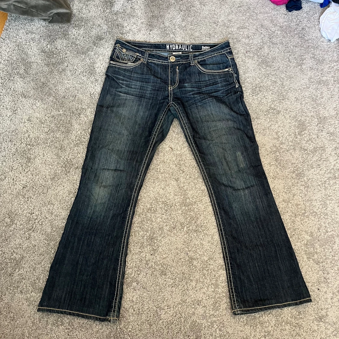 Snygga bootcut jeans - 90