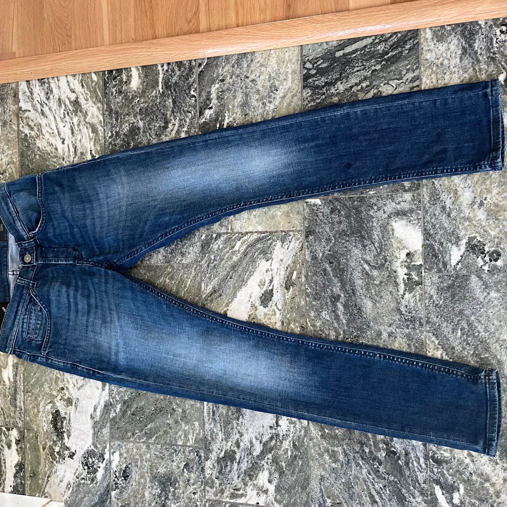 Blåa jeans stl. Midja 29 längd 30.. Jeans & Byxor.