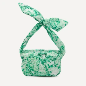 Ganni väska  - Jättefin Ganni väska! Knappt använd så i fint skick! 