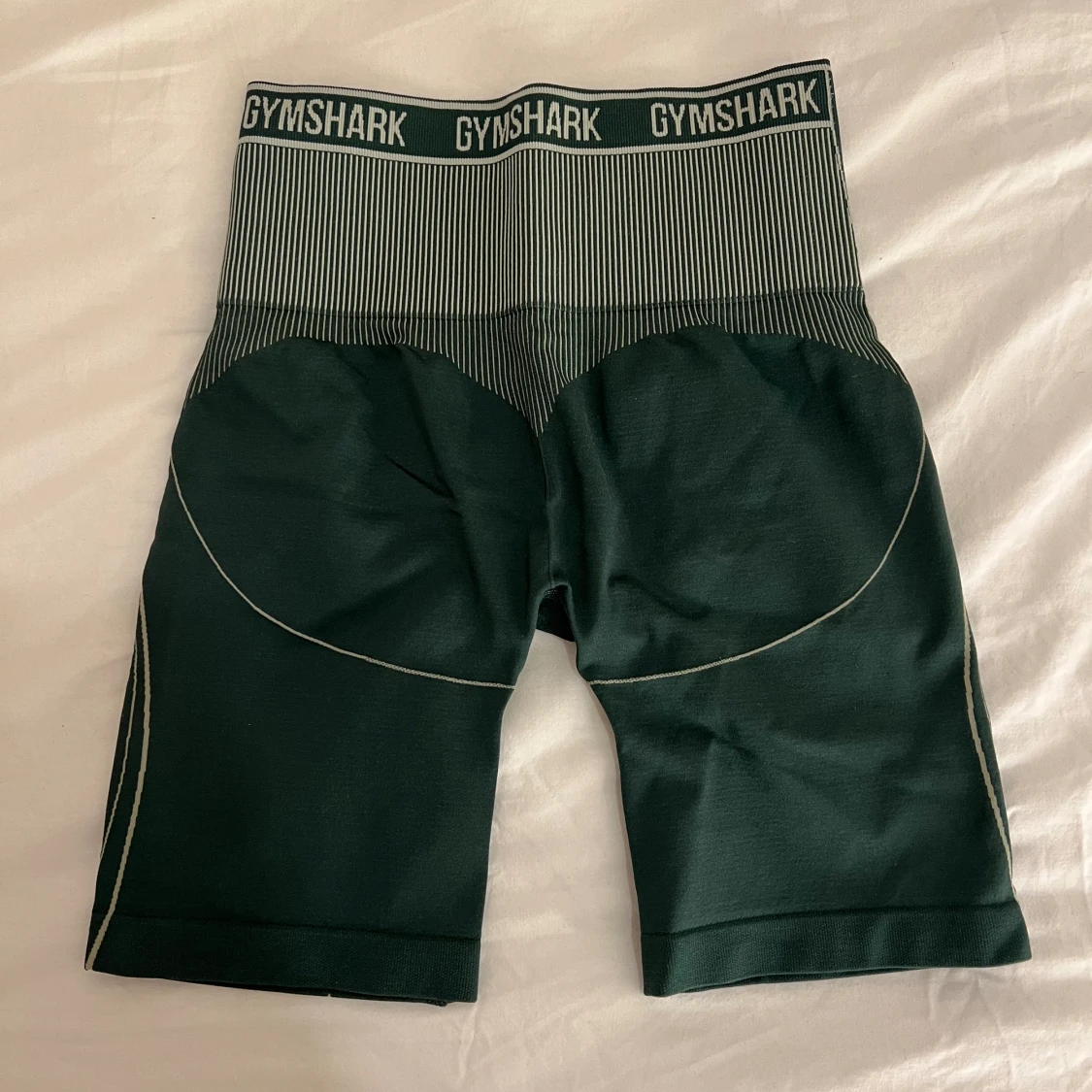 Gymshark shorts - 90