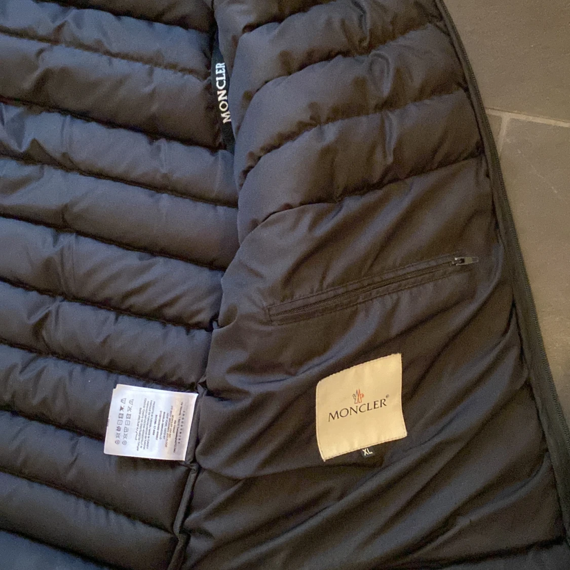 Moncler väst - 92