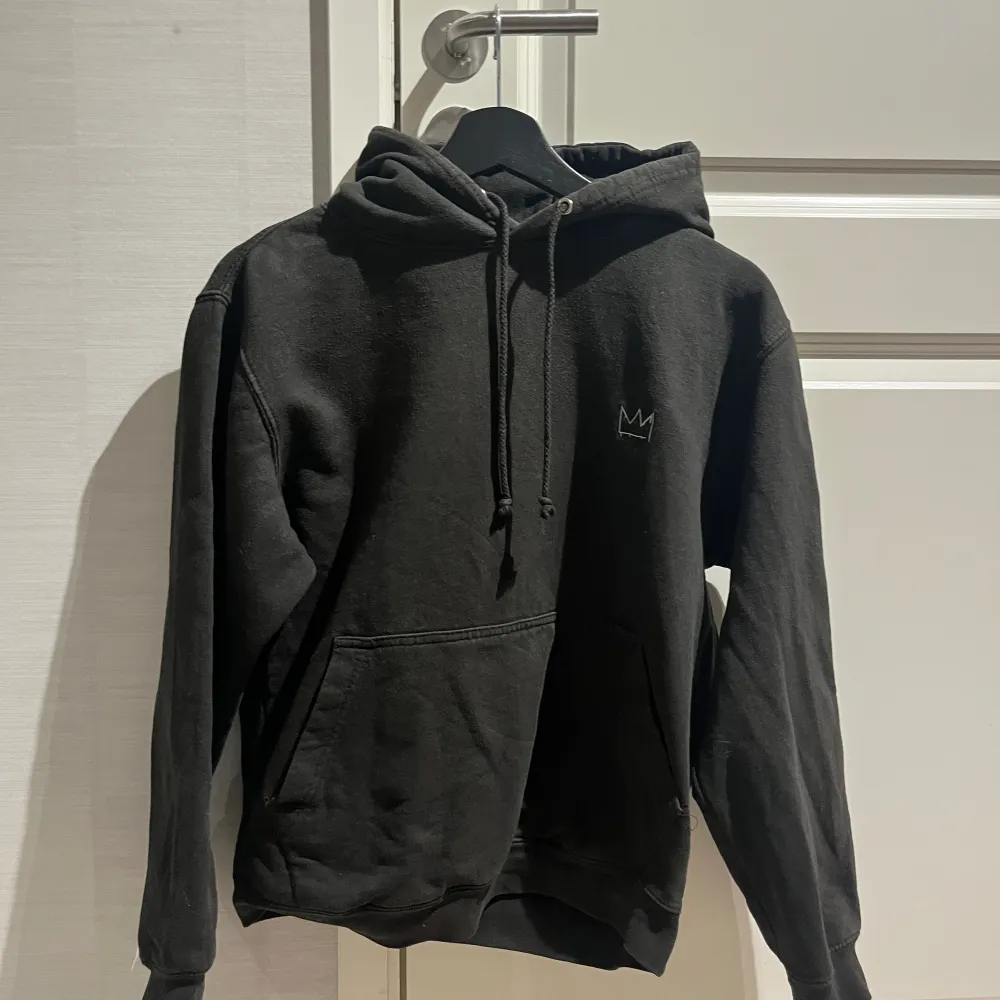 Hov1 Gudarna På Västerbron hoodie från 2018💞 Köpt för 600kr, priset går att diskutera! 💞. Hoodies.