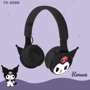 Kuromi headphones  - Helt ny, aldrig använd utomhus, endast testad.  Kontakta om du är intresserad! <3