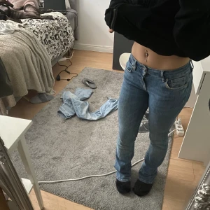 Jeans  - Kommer aldrig till användning ! 