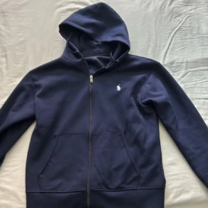 Ralph lauren zip - Polo ralph lauren  kofta Sälja för att den knappt används 