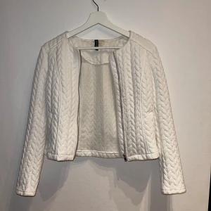 Blazer - Lite tjockare material, sommarjacka 🤍