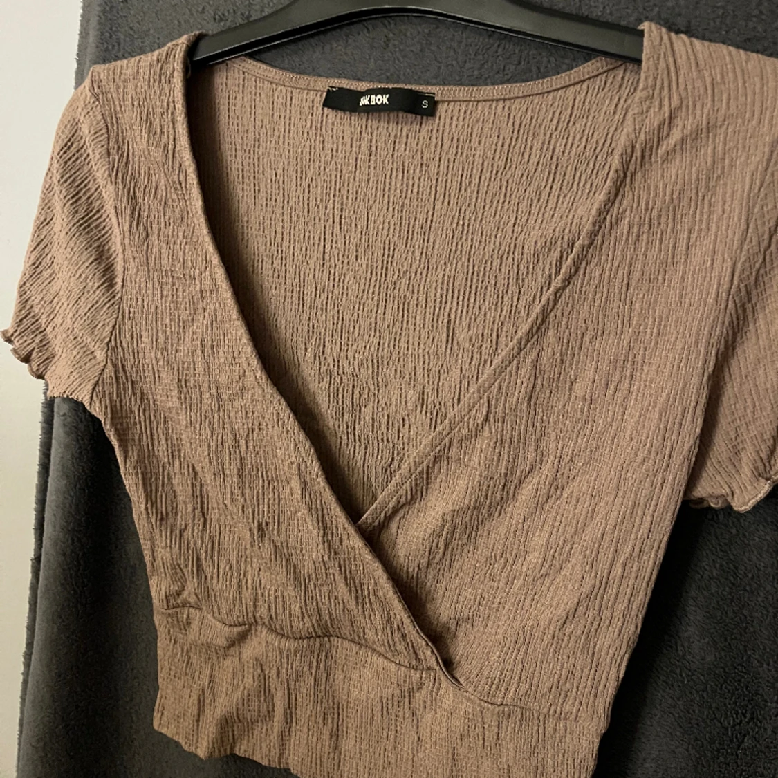 Brun (ljusbrun) snygg topp!🤍 - 90