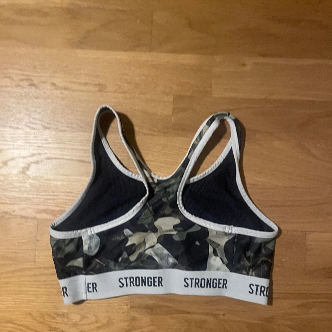 Stronger sport-bh  - 90