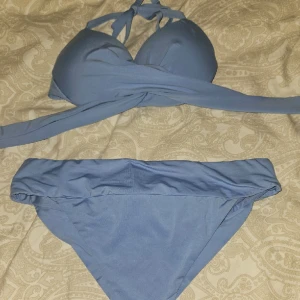 Bikini - Calezedonia bikini i princip oanvänd, mycket bra skick! Nypris ca 500 kr