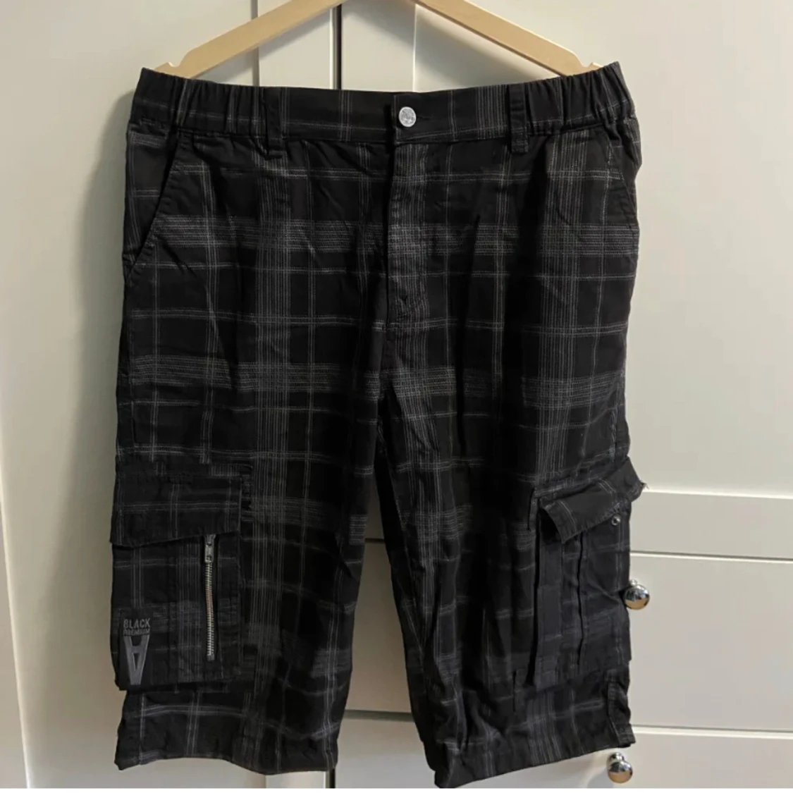 Två shorts + långbyxor - 91