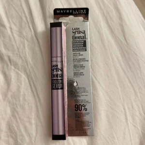 Maybelline boosting serum  - Ögonfrans serum från maybelline helt ny o oanvänd, kostar runt 150kr 💕 Mitt pris går att diskutera vid snabb affär 💕
